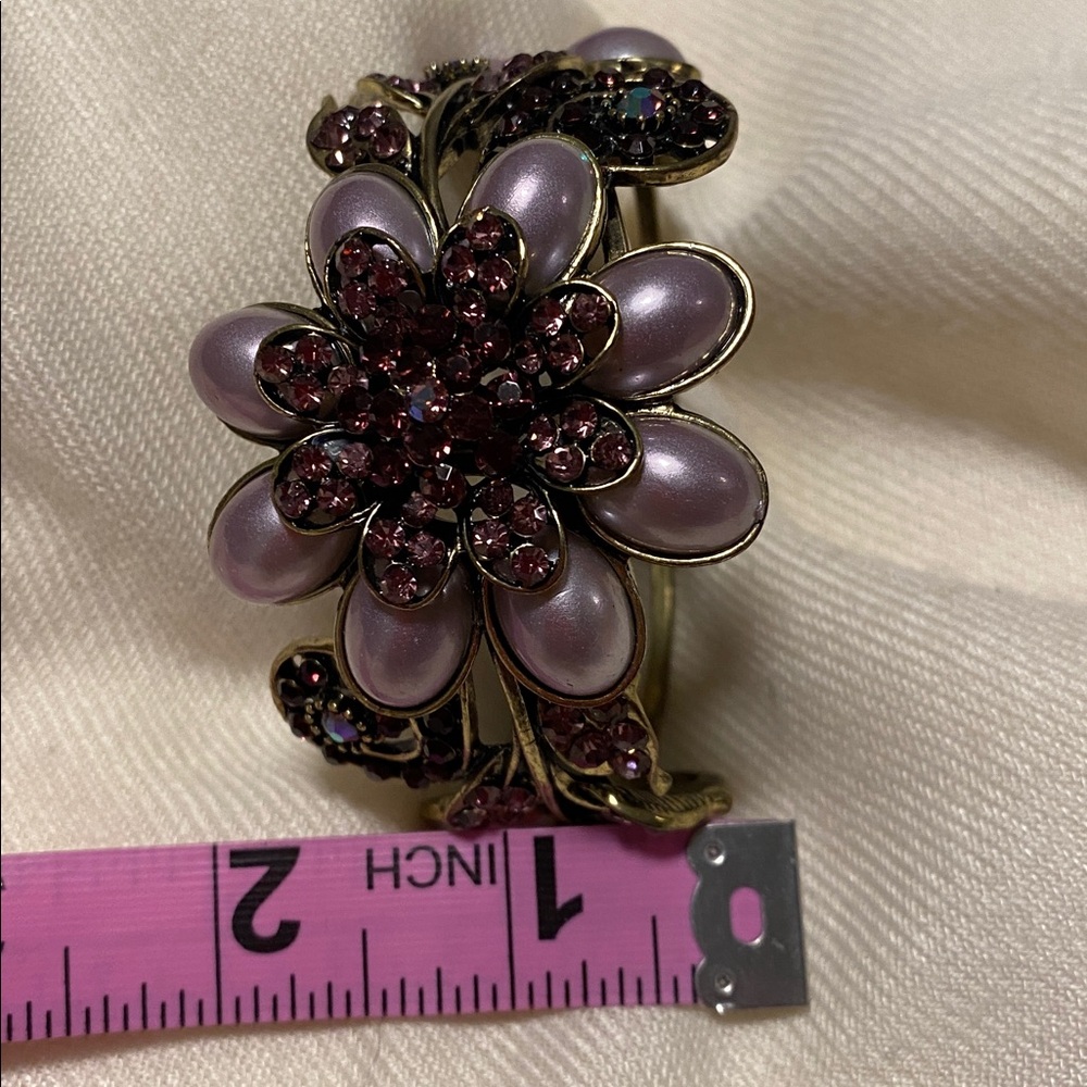 Vintage Amethyst and Goldtone Cuff Bracelet Hinged - Picture 6 of 6